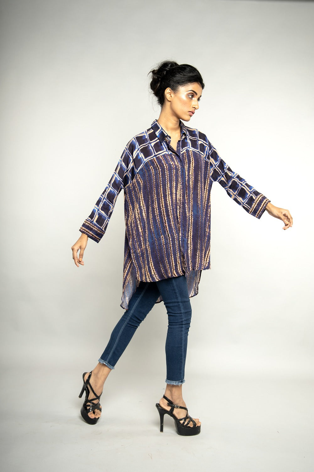 BLUE STRIPE PRINT HIGH-LOW HEM SHIRT