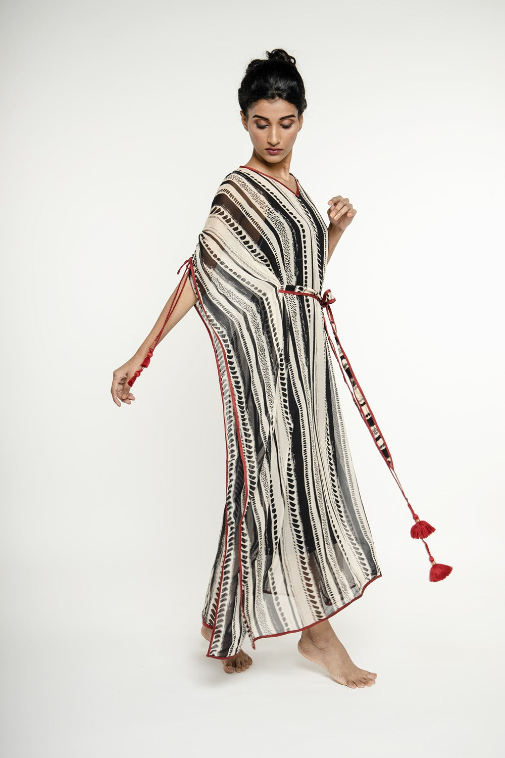 B&amp; W STRIPE KAFTAN MAXI