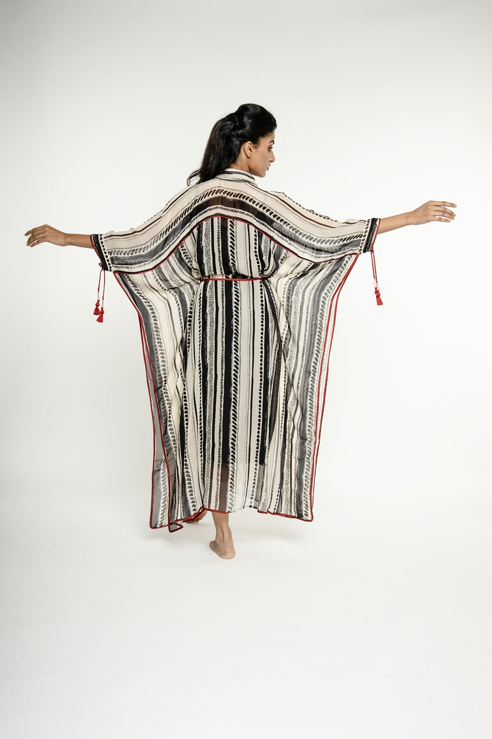 B& W STRIPE BELTED KAFTAN MAXI