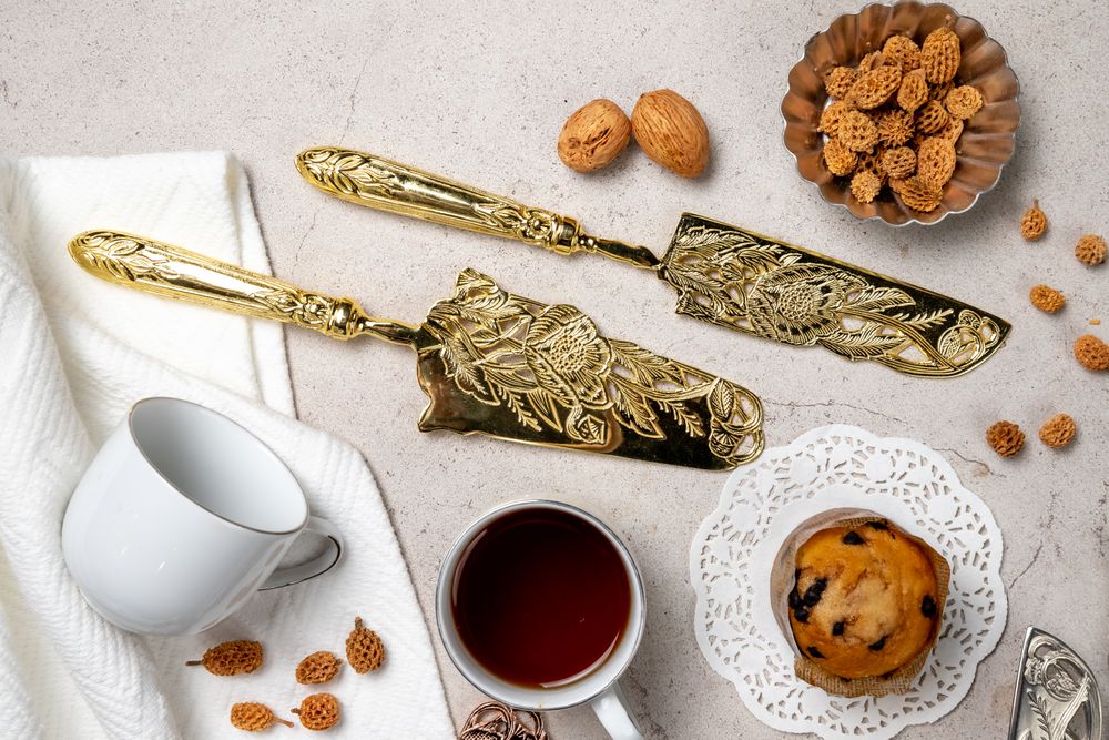 Dandelion Cake Serving Set of 2 -GOLD